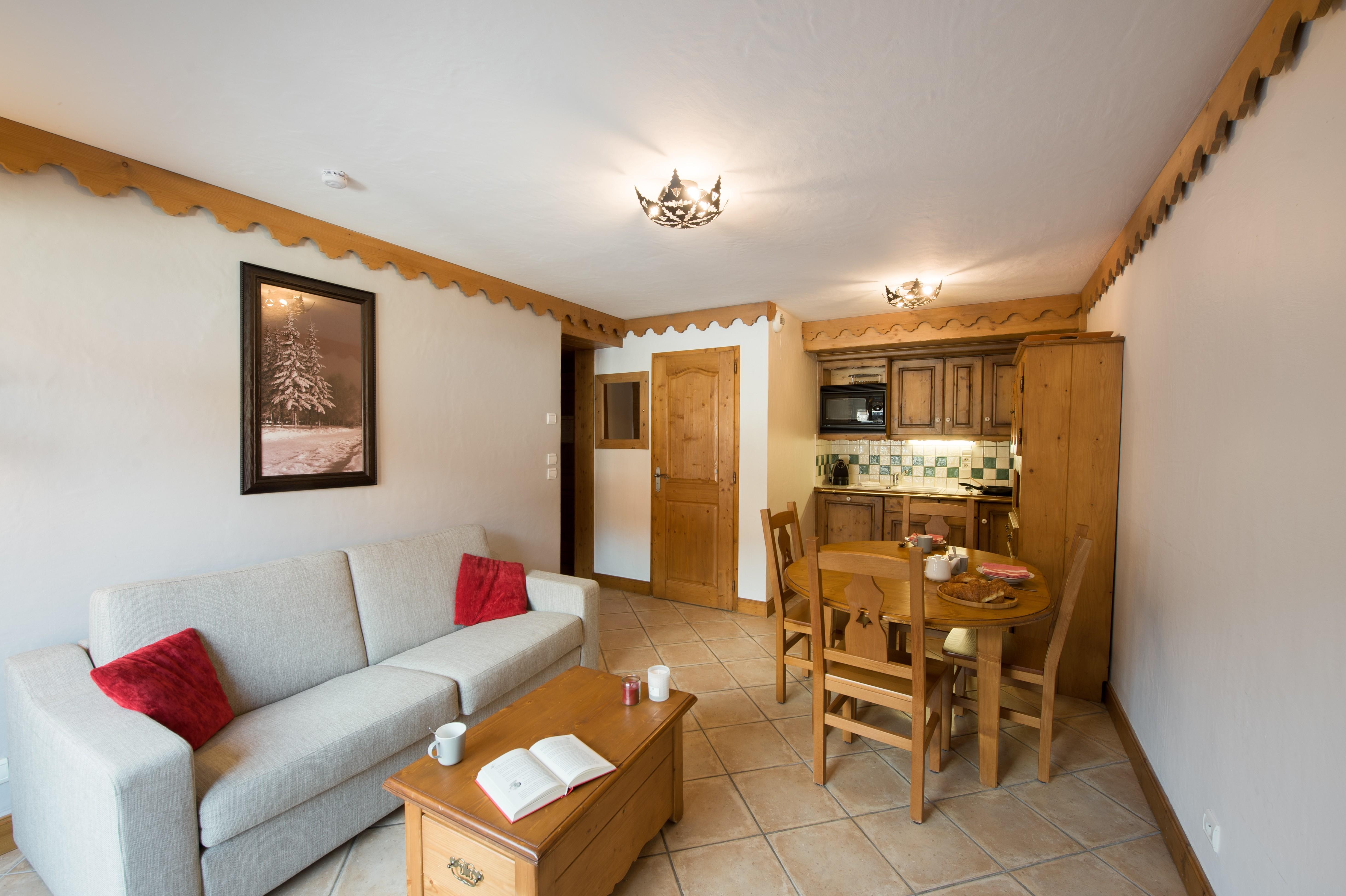 Residence Pierre & Vacances Premium Les Fermes Du Soleil Les Carroz d'Araches Exterior photo