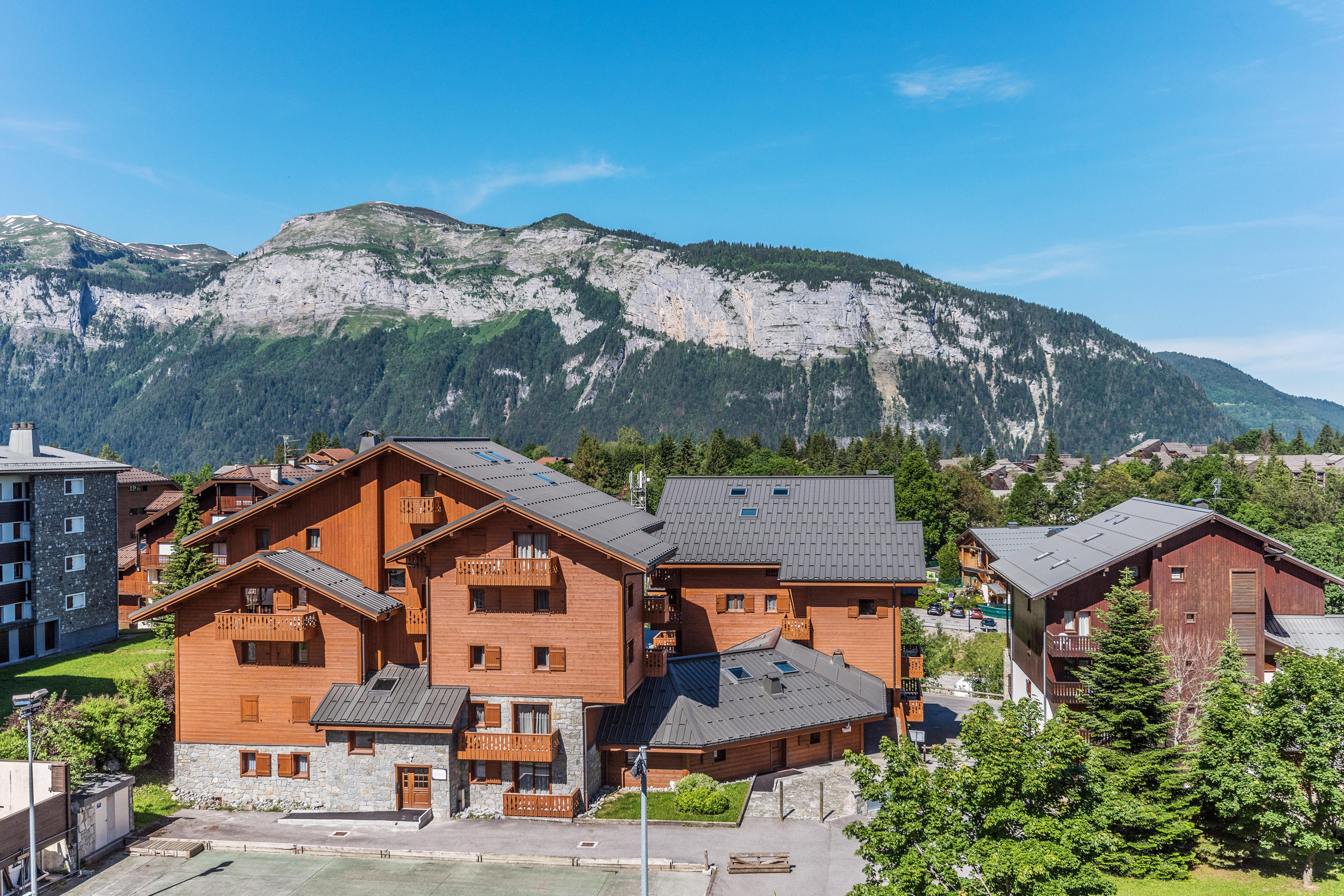 Residence Pierre & Vacances Premium Les Fermes Du Soleil Les Carroz d'Araches Exterior photo