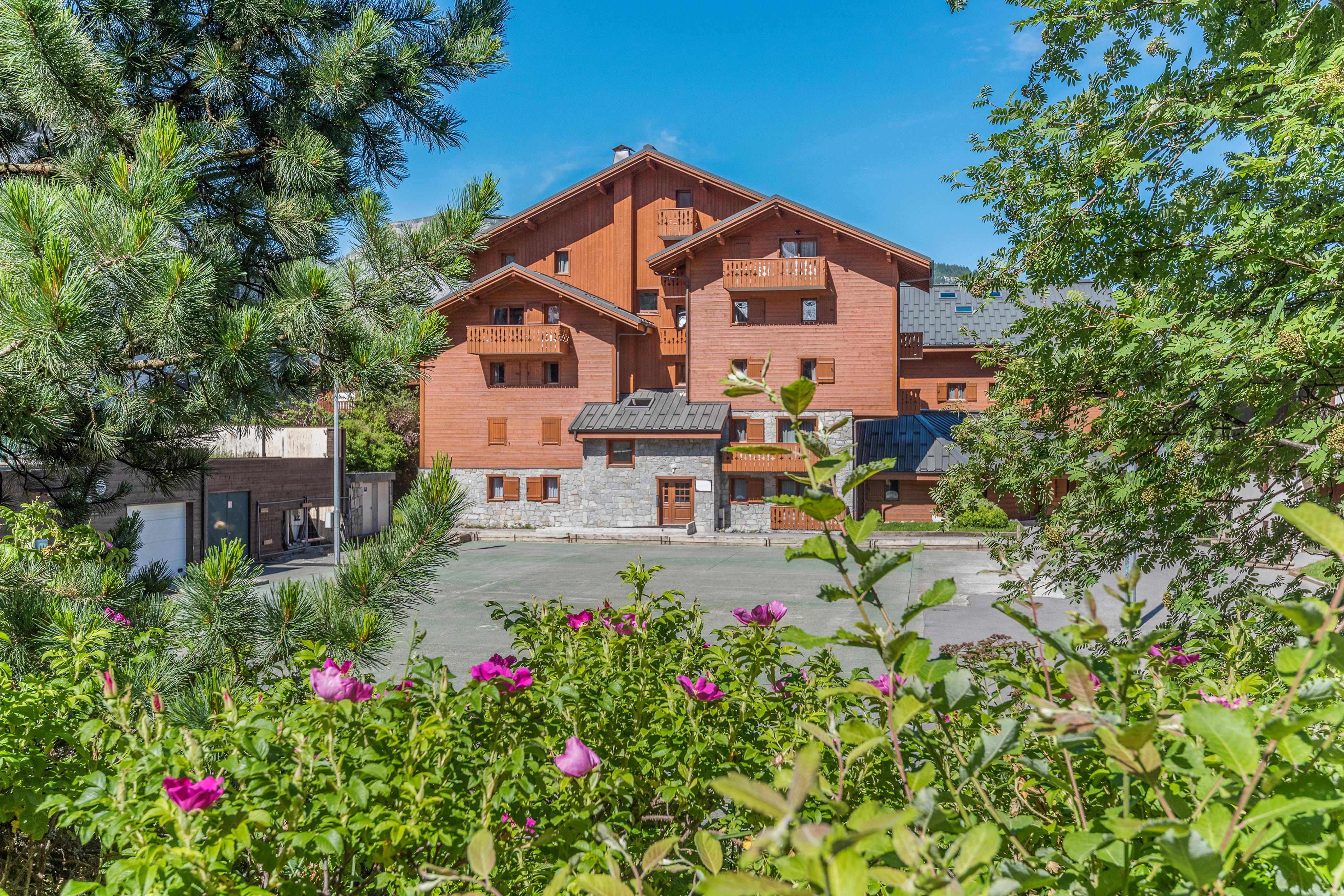Residence Pierre & Vacances Premium Les Fermes Du Soleil Les Carroz d'Araches Exterior photo